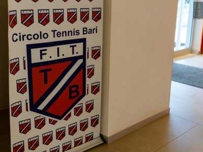 Fu quello il seme dal quale, pi� di vent�anni dopo, il 21 aprile 1936, nacque il Circolo Tennis, la pi� antica associazione del capoluogo pugliese dedicata allo sport con le racchette